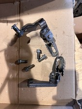 PAAR FUSSRASTENHALTER VORNE -