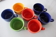 Friesland Happy Mix 7 x Kaffee Tasse blau, gelb, rot, grün