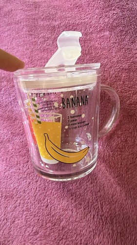 Trinkglas mit henkel und - trinkglas, motiv