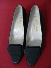 neuw. Bally Suisse Pumps