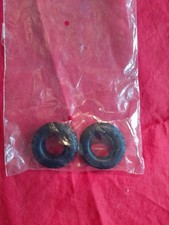 Unimog U1300L, 2 Reifen