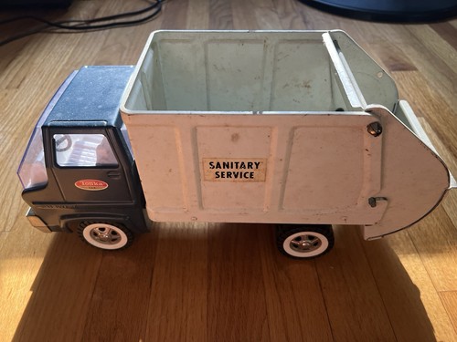 1970 original tonka sanitary - original,