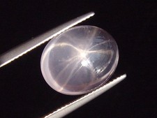 Sternrosenquarz 7,48 Ct. Oval