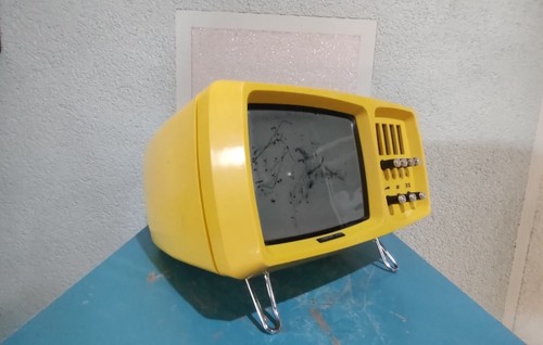 Vintage yellow space - vintage,