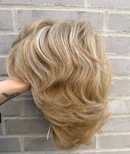 Perücke Strähnen Dunkel