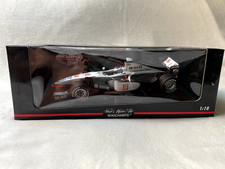 Minichamps Maßstab 1:18 - 530