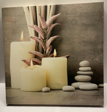 LED Wandbild  Stilleben mit Kerzeen, Pflanze und Steinen  25 cm x 25 cm