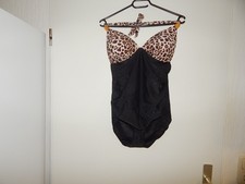 Badeanzug XL   schwarz mit Leo