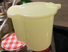 TupperwareKleine Milchkanne