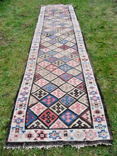 Riesige Gashgai Kelim Galerie