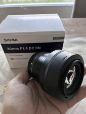 Sigma 30mm f/1.4 DC DN