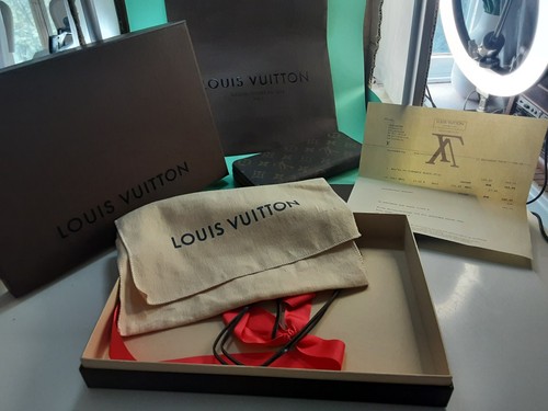 Louis vuitton clemens fuchsia - louis,
