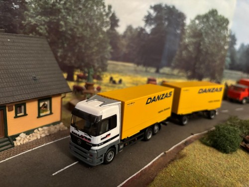 Herpa mercedes actros 1 - actros, mp
