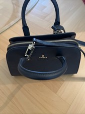 Aigner Handtasche Neuwertig Dunkelblau Leder