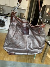 silberne Campomaggi Umhängetasche aus Leder