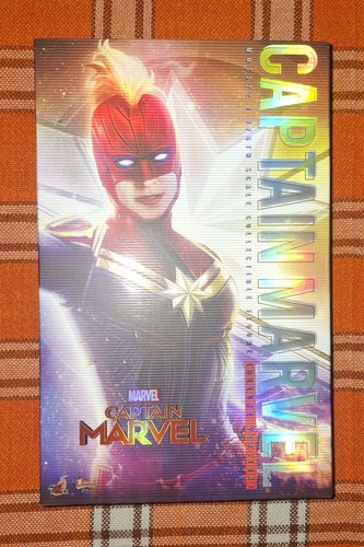 Hot toys captain marvel mms - captain,