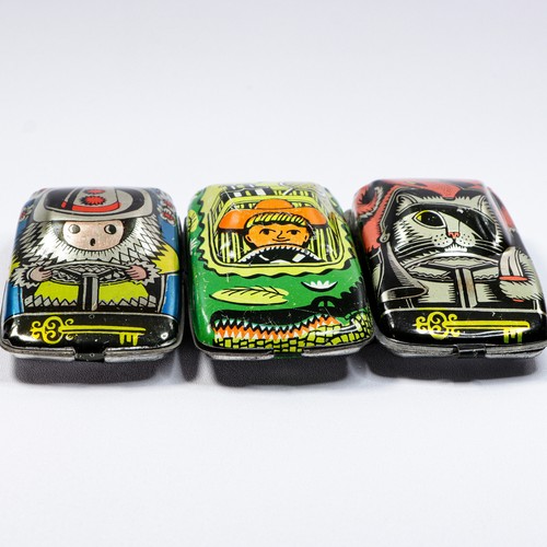 Vintage blechspielzeug autos - vintage,
