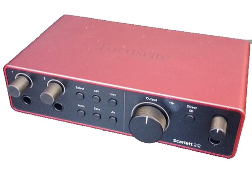 Focusrite scarlett 2i2 gen - 2i2, 4