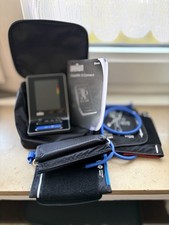 Braun intelligentes Oberarm-Blutdruckmessgerät ExactFit 5 Connect