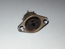 Anschlussbuchse (für