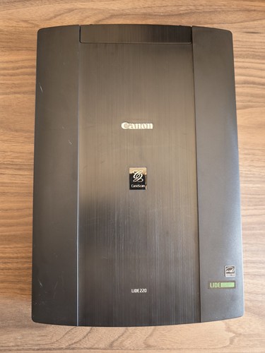 Canon lide 220 - canon,