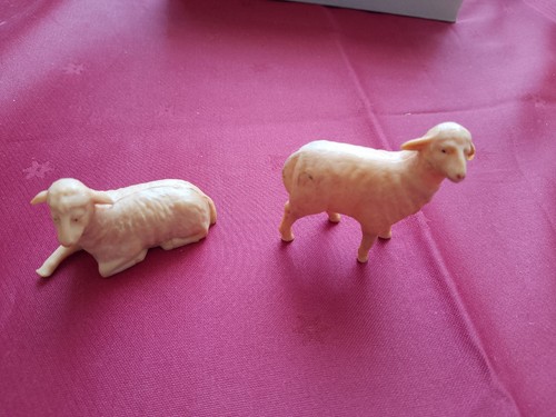 Krippenfiguren 1 schaf - 2,