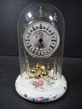 Hübsche florale Porzellan