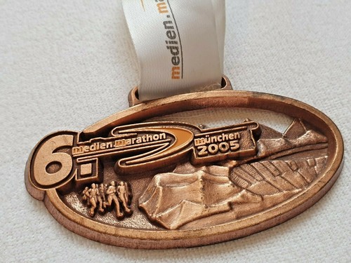 Anhänger medaille vom 6 - ,
