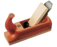 ECE 104 S , Putzhobel