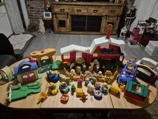 Fischer Price Little People