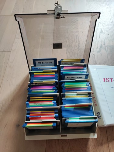 Atari ca 100 stück - atari, --