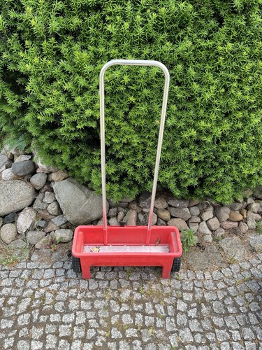 Rasenstreuwagen - , /