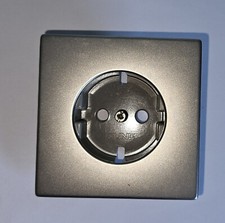 Jung ES 1520 Steckdose edel ohne Feder- und Verbindungsklemmen