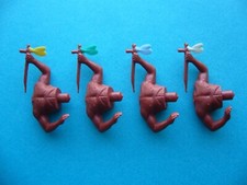 Timpo 4 Indianer Oberteile - Pfeife mit Feder - Friedenspfeife rauchend  Indians