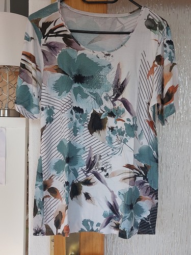 Buntes sommershirt mit strass - buntes,