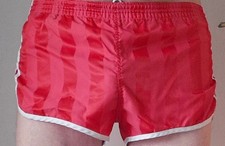 Sprinter Shorts Glanz Made in Switzerland shinny  kurze Hose Vintage 4 44 46 S