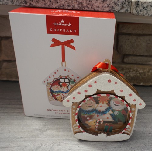 Hallmark keepsake ornament - hallmark,