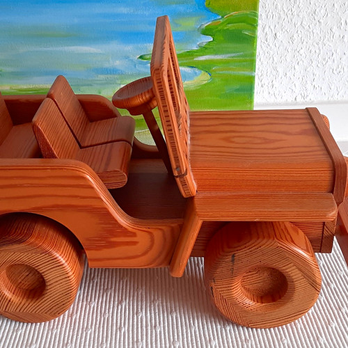 Holz spielzeug jeep von - holz-spielzeug,