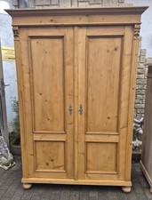Antiker Schrank Kleiderschrank