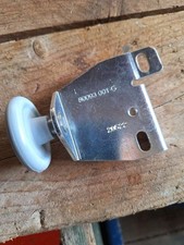 Novoferm Laufrolle Links mit Halter für K-Tor Schwingtor