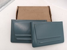 Paar Förderbänder Steckdosen