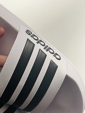 (Neu) adidas Adiletten weiß