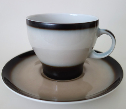 Kaffeetasse mit untertasse - kaffeetasse,