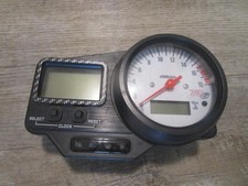 Instrumente - Armaturen Yamaha YZF -R6, RJ03, ca. 30.402 KM Anzeigen