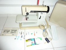 Freiarm- Nähmaschine, TOP