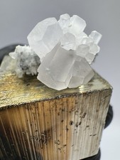 Top Würfel Pyrit mit Calcit Cluster 98,75 Gramm Top AA+ Aus Peru