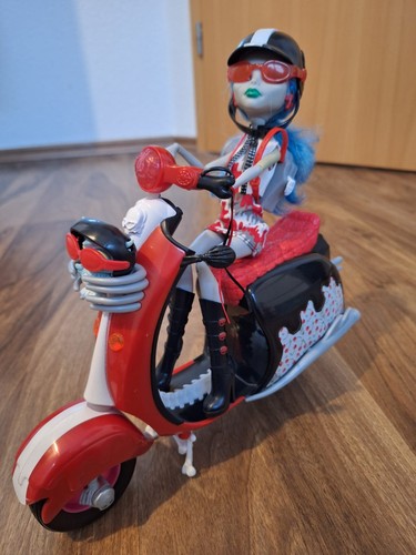 Monster high ghoulia yelps - high,