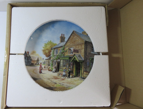 Royal doulton teller - doulton,