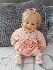 Puppen Sammlung, Künstler