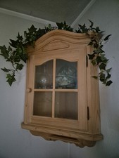 Eckvitrine Landhausstil
